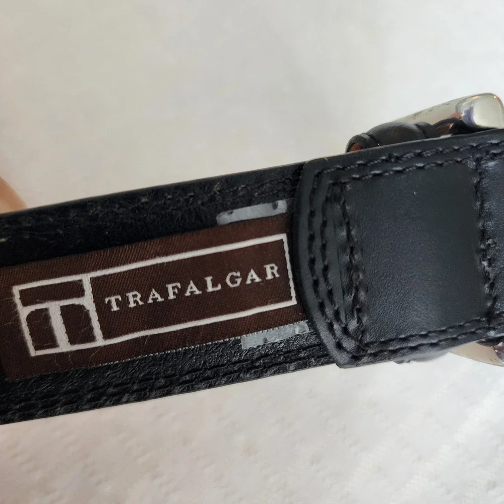 Trafalgar Men‎ Black Genuine Leather Dress Belt Silver Buckle 46